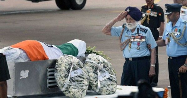 दिल्ली में डॉ. कलाम को सल्यूट करके अर्जन सिंह