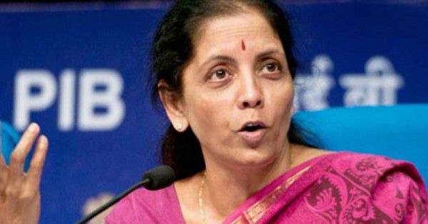 एक बार जो कमिटमेंट कर दी तो सबकी सुननी पड़ती है