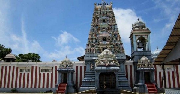 इस मंदिर से हिन्दुओं का भी ख़ास जुड़ाव है क्योंकि ये शिव जी का मंदिर है.