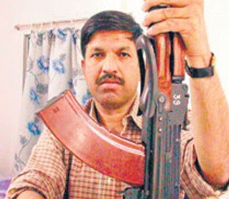 विजय सालसकर: मुंबई पुलिस के एनकाउंटर स्पेशलिस्ट जिन्होंने 26/11 के हमले में शहादत दी 