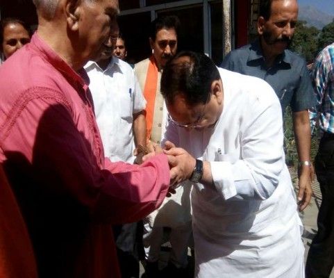 खुद शांता को मनाने पहुंचे थे जेपी नड्डा.