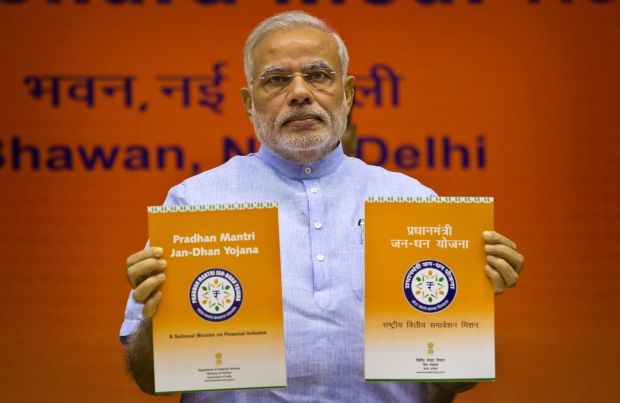 जनधन योजना के तहत ज़्यादातर खाते नोटबंदी के बाद खुले (फोटोःएपी)