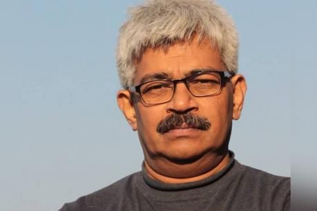 कई बड़े संस्थानों में काम कर चुके हैं