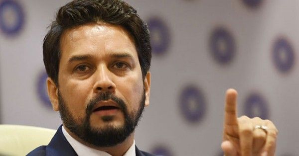 अनुराग ठाकुर, जिनका सियासत से क्रिकेट की पिच तक बराबर नाता है