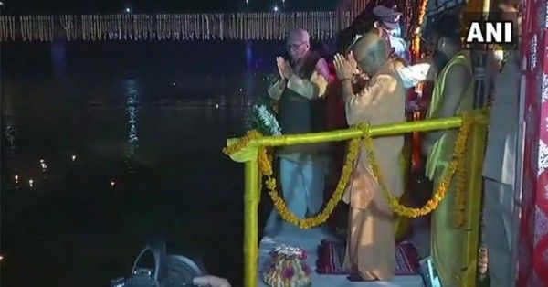 अच्छा.