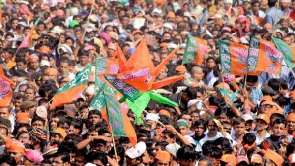 बीजेपी के लिए हिमांचल और गुजरात चुनाव से पहले ये हार टेंशन बढ़ाने वाली है.