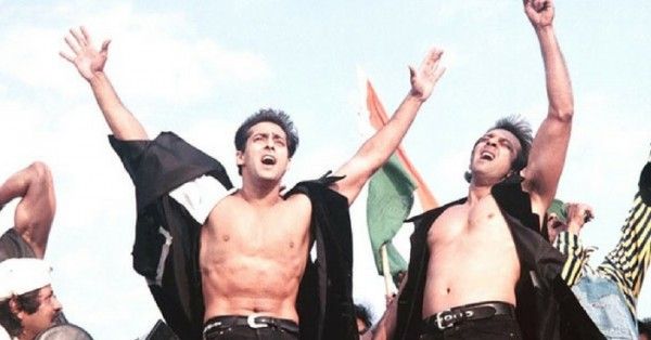 फिल्म दस के एक सीन में सलमान खान और संजय दत्त.