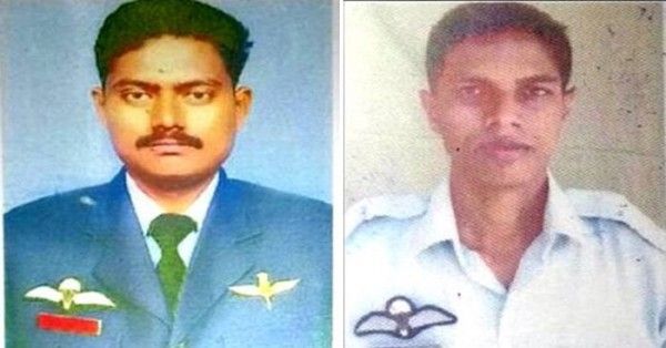 बांदीपुरा एनकाउंटर में शहीद हुए गरुड़ कमांडो के. मिलिंद किशोर (बाएं) और नीलेश कुमार नयन (दाएं)
