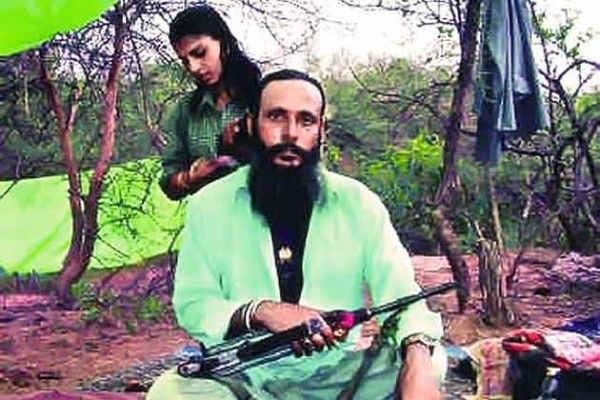 निर्भय गुर्जर के गैंग में लड़कियां भी थीं, जिनमें चार से उसने शादी की थी.