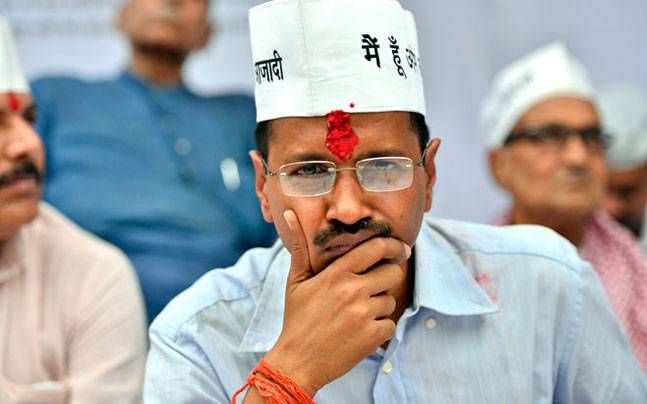 यहां मामला थोड़ा फंस रहा है.