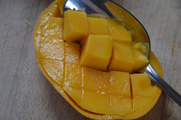 mangoes_120117035616