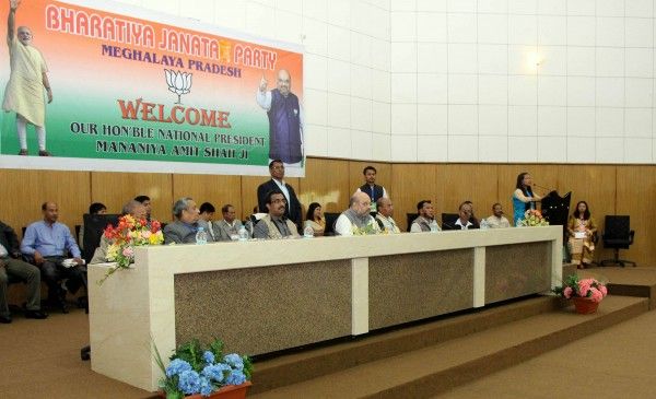 भाजपा का शिलॉन्ग में कार्यकर्ता सम्मेलन (2015). पार्टी मेघालय में पूरा ज़ोर लगा रही है, बहुत लंबे समय से.