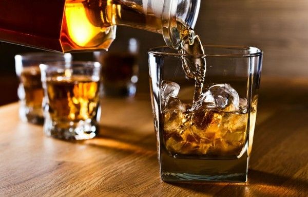 WEB_PHOTO_alcohol