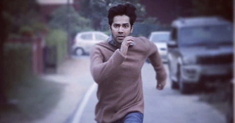 फिल्म के फर्स्ट लुक में वरुण धवन.