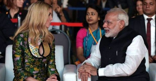 हैदराबाद में इवांका ट्रंप के साथ नरेंद्र मोदी