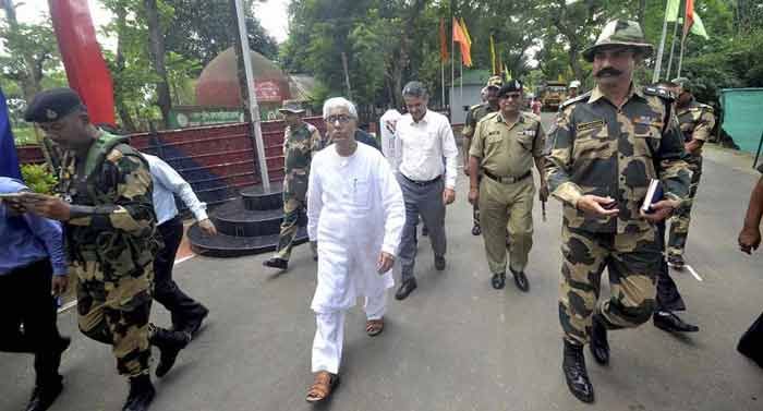बीजेपी माणिक सरकार को हराने में पूरी ताकत झोंक रही है.
