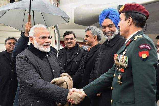 प्रधानमंत्री वर्ल्ड इकोनॉमिक फोरम की बैठक में शामिल होने के लिए स्वित्ज़रलैंड पहुंच चुके हैं. (फोटोःपीटीआई)