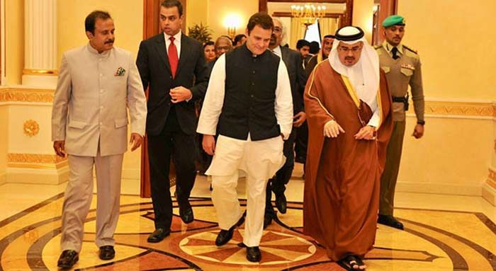राहुल गांधी ने बहरीन में जो कहा, उसे बीजेपी मुद्दा बना रही है. इसी चक्कर में उसके नेता कुछ सही बातें भी बोल रहे हैं. मसलन रवि शंकर प्रसाद, जिन्होंने कहा कि विदेश में जाकर राजनीति नहीं करनी चाहिए. दिक्कत ये है कि ये पाठ सबसे पहले खुद बीजेपी को सीखने की जरूरत है. PM मोदी को तो सबसे ज्यादा.