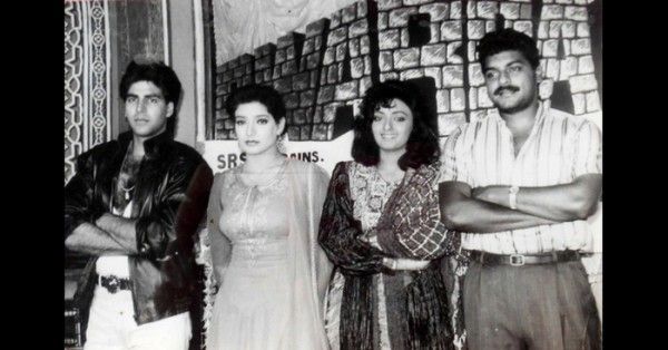 एक इवेंट में अपने पति और अक्षय कुमार के साथ शांतिप्रिया.