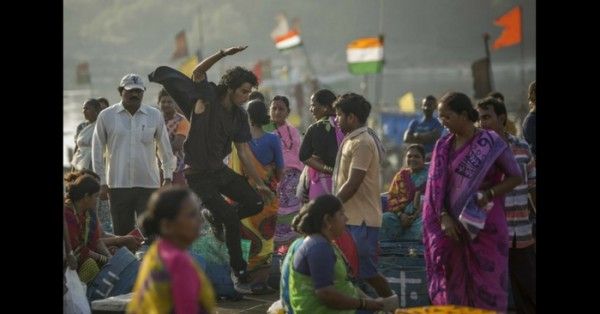 ईशान फिल्म में अमीर नाम के एक लड़के का किरदार करेंगे, जो डांसर है.