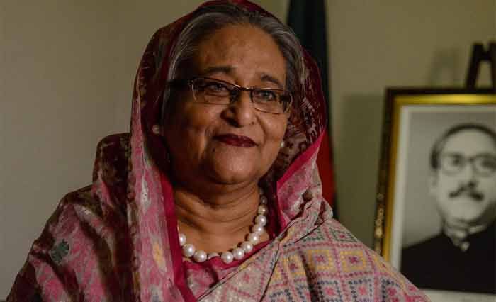 शेख हसीना पर तानाशाही के आरोप लगते हैं. उनके शासन में लोकतंत्रीय संस्थाओं की आजादी कम हुई है. आरोप फिर खालिदा पर भी है. कि जब वो सत्ता में थीं, तब उनके बेटे ताहिर के इशारों पर जमकर क्रूरता की गई. दोनों के ही शासन में विपक्ष के लिए कोई स्कोप नहीं बचता.