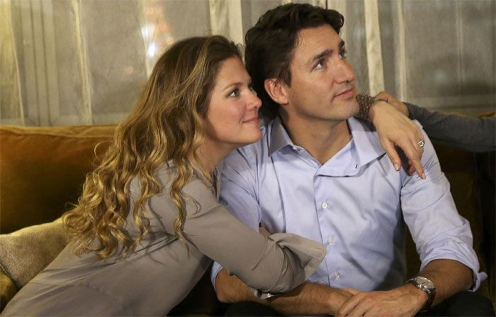 सोफी और जस्टिन बचपन से ही एक-दूसरे को जानते थे. मगर दोस्ती नहीं थी. सोफी असल में जस्टिन के छोटे भाई मिशेल की दोस्त थीं. 