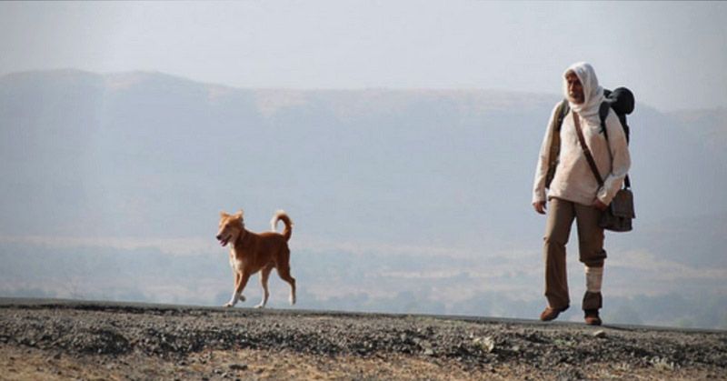 फिल्म के एक दृश्य में जॉन का किरदार.