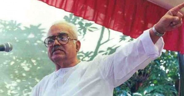 ई के नयनर