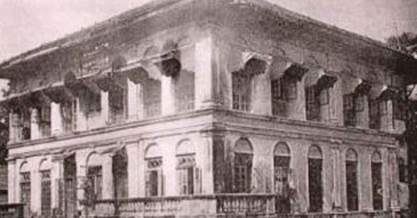 टोपीवाला मेडिकल कॉलेज की पहली इमारत