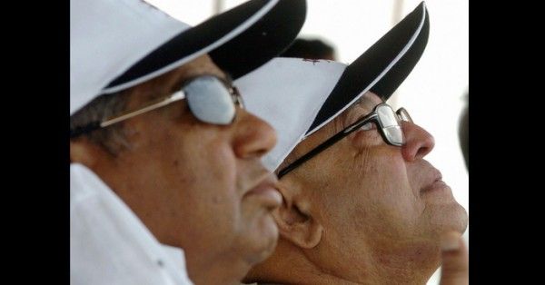 धरम सिंह पूर्व राष्ट्रपति प्रणव मुखर्जी के साथ