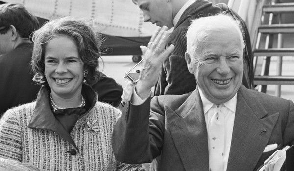 ऊना चार्ली की चौथी पत्नी थीं.