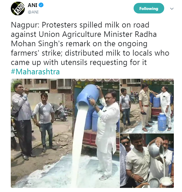 नागपुर में सड़क पर दूध फैलाते हुए प्रशांत पवार.