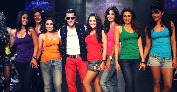 'बिंग ह्यूमन'के फैशन शो का एक दृश्य जहाँ सलमान खान के साथ बॉलीवुड की जानी मानी एक्ट्रेस पोज़ करती नज़र आ रही हैं.