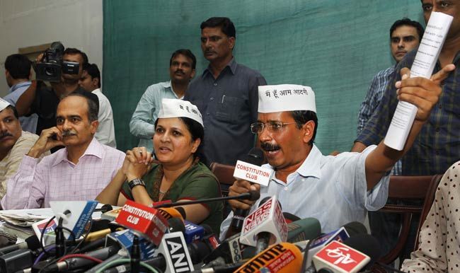अरविंद केजरीवाल और अंजली दमानिया ने नितिन गडकरी के खिलाफ गंभीर आरोप लगाए थे.