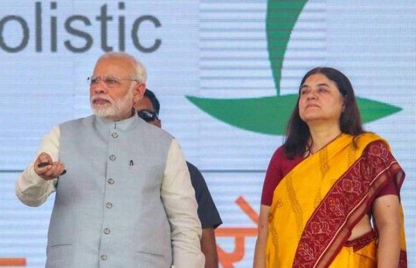 वाजपेयी के जमाने में बीजेपी में शामिल हुई मेनका गांधी मोदी सरकार में केंद्रीय मंत्री हैं.