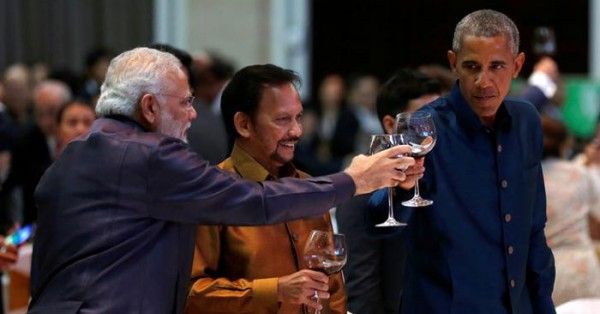 modi-obama-freind
