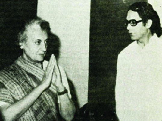 इंदिरा गांधी के साथ विद्या चरण शुक्ला