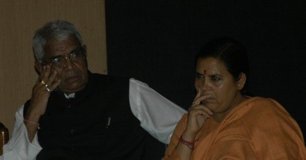 उमा भारती ने जब इस्तीफा दिया तो बाबू लाल गौर सीएम बने. उस वक्त तय ये हुआ था कि जब भी उमा भारती कहेंगी, बाबू लाल गौर इस्तीफा दे देंगे.