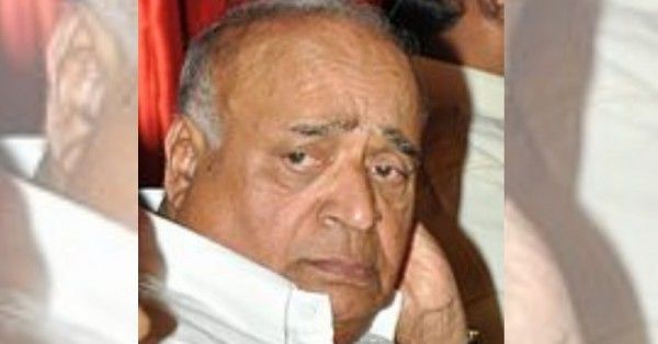 सखलेचा ने सुंदर लाल पटवा के खिलाफ इतना दुष्प्रचार किया कि पार्टी ने उन्हें बाहर निकाल दिया.