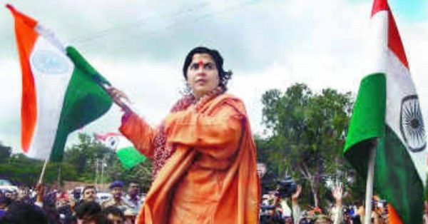 उमा भारती ने हुबली के ईदगाह में जबरदस्ती तिरंगा फहराया था.