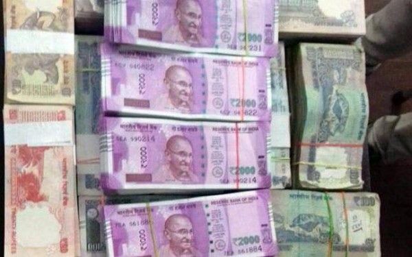 नकदी की सांकेतिक फोटो.