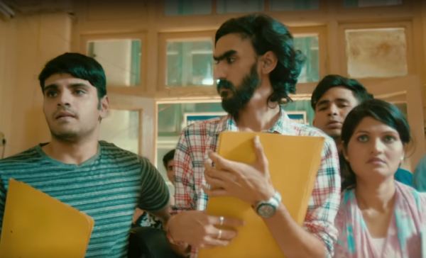 स्विगी का विज्ञापन व्हाट्स इन अ नेम? यानी नाम में क्या रखा है?. स्क्रीनशॉट. 