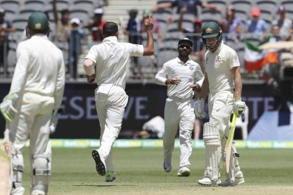 टिम पेन का विकेट भी शमी ने निकाला.