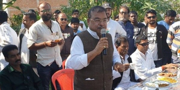 कांग्रेस ने अभय मिश्रा को अपना उम्मीदवार बनाया है. 