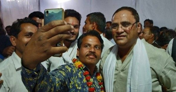 कांग्रेस के टिकट पर शिवराज के विपक्ष में अरुण यादव बुधनी से चुनाव लड़ रहे हैं.