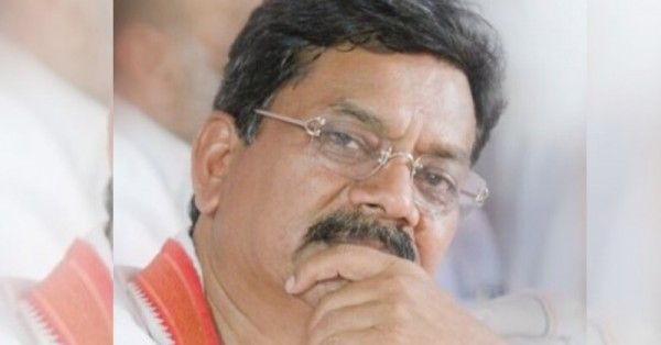 चरन दास महंत भी छत्तीसगढ़ के मुख्यमंत्री के दावेदारों में हैं.