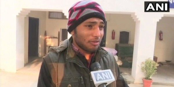 मृतक कांस्टेबल के बेटे ने प्रदेश की कानून व्यवस्था पर सवाल उठाते हुए कहा कि मुआवजा देने से क्या होगा?
