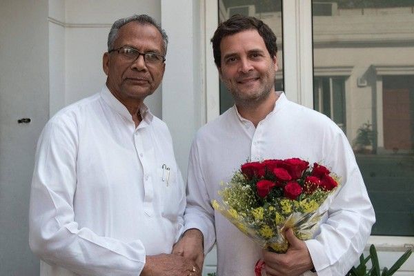 ताम्रध्वज साहू भी सीएम कैंडिडेट हैं.