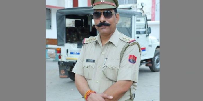 ये हैं स्याना थाना के प्रभारी सुबोध कुमार सिंह. 3 दिसंबर को सुबोध भीड़ के हाथों कत्ल कर दिए गए.