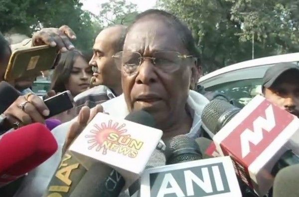 पुडुचेरी के सीएम वी नारायणसामी ने कहा कि हमारी मांग से सरकार सहमत है. 